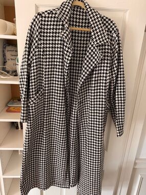 XL Houndstooth Peacoat - Black & Cream